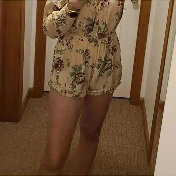 Floral romantic romper   - Picture 5 of 5
